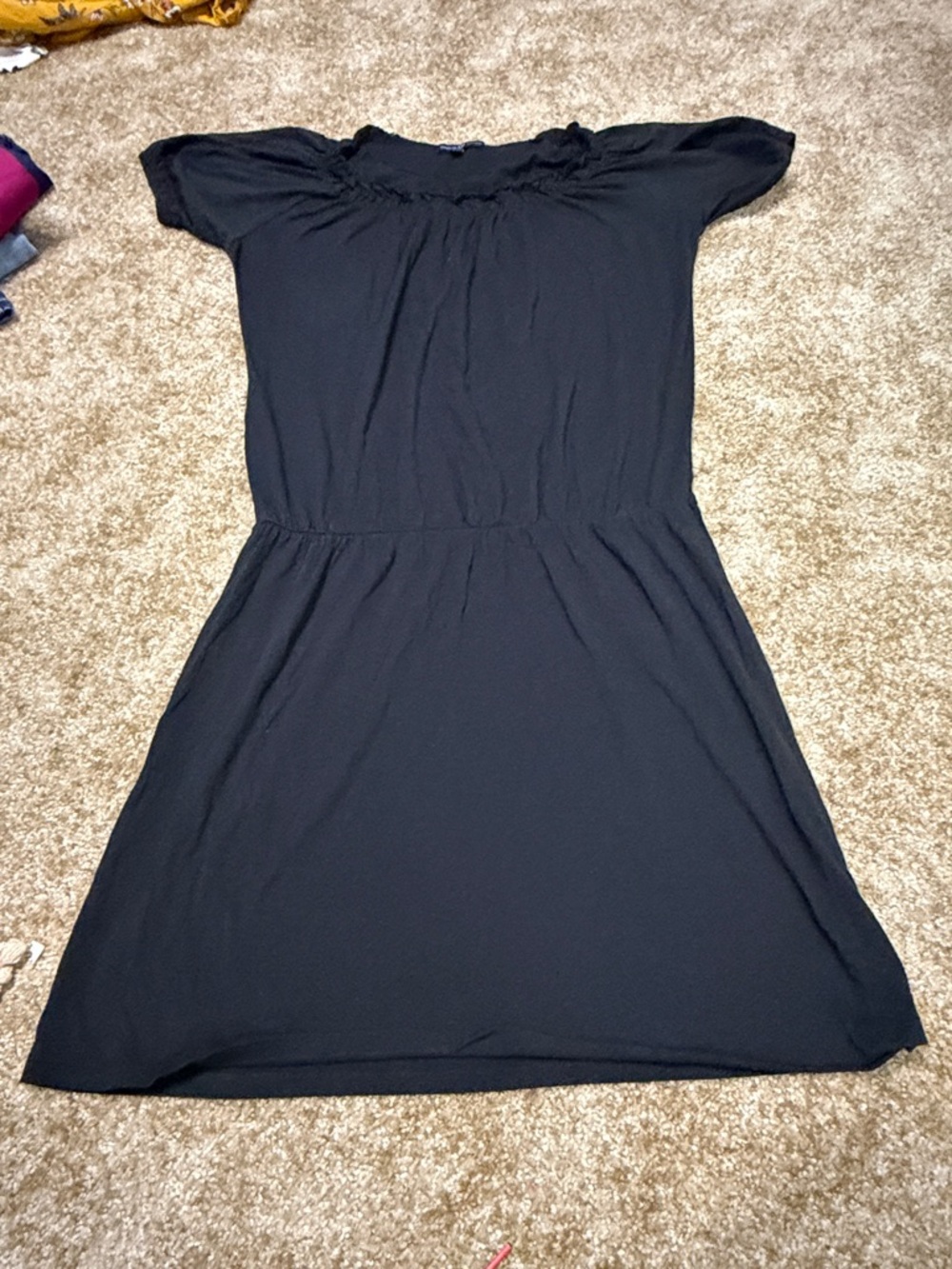 GAP Black Short-Sleeve Midi Dress